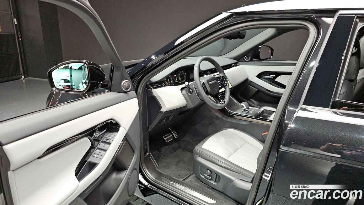 Land Rover Range Rover Evoque 2026