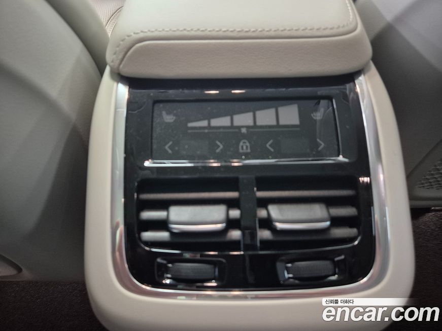 Volvo XC60 2026
