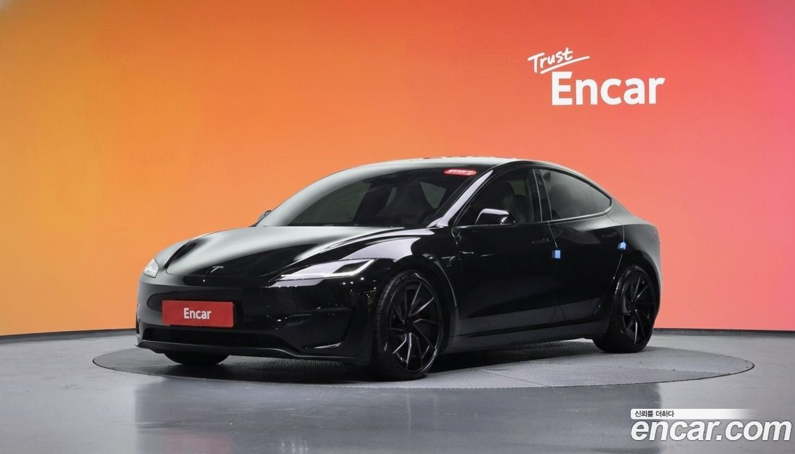 Tesla Model 3 2024