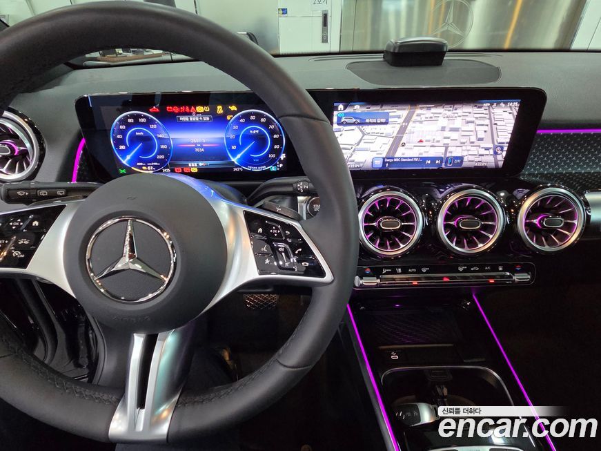 Mercedes-Benz EQB 2026