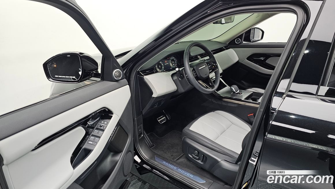 Land Rover Range Rover Evoque 2025
