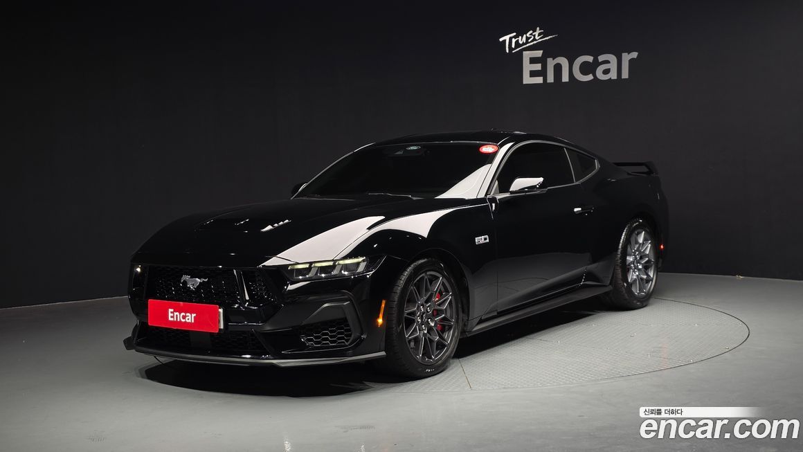 Ford Mustang 2024