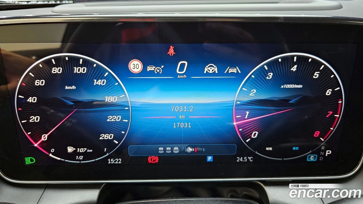 Mercedes-Benz GLC-Class 2025