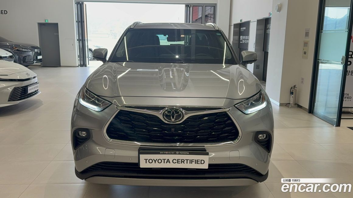 Toyota Highlander 2025