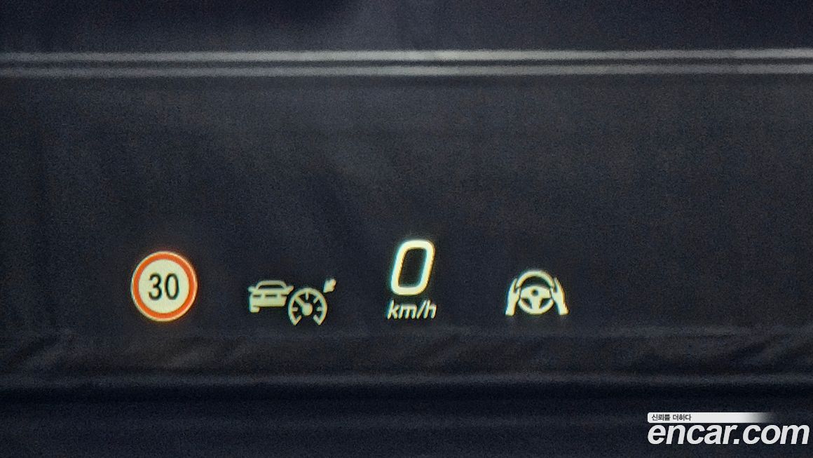 Mercedes-Benz GLC-Class 2025