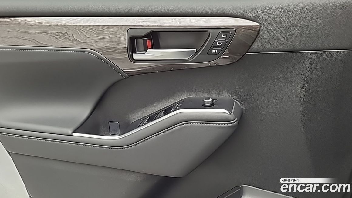 Toyota Highlander 2025