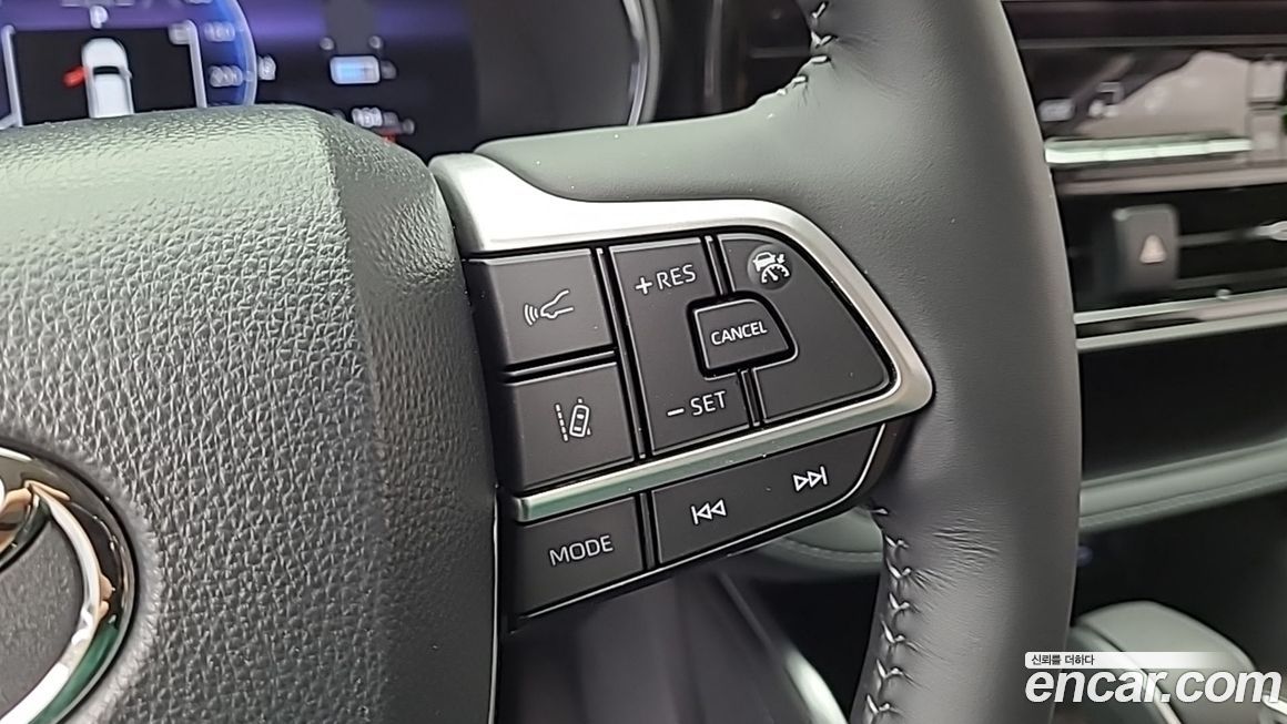 Toyota Highlander 2025