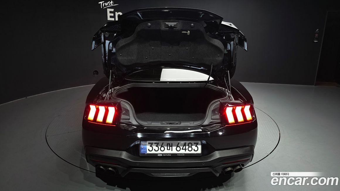 Ford Mustang 2024