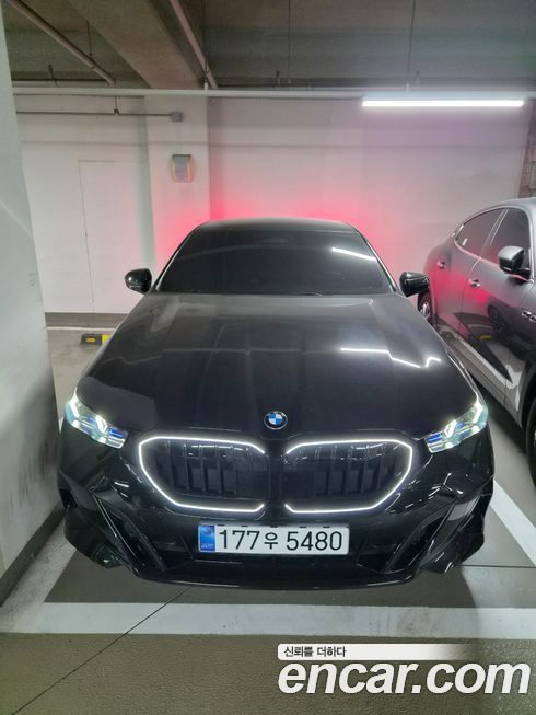 BMW 5-Series 2025