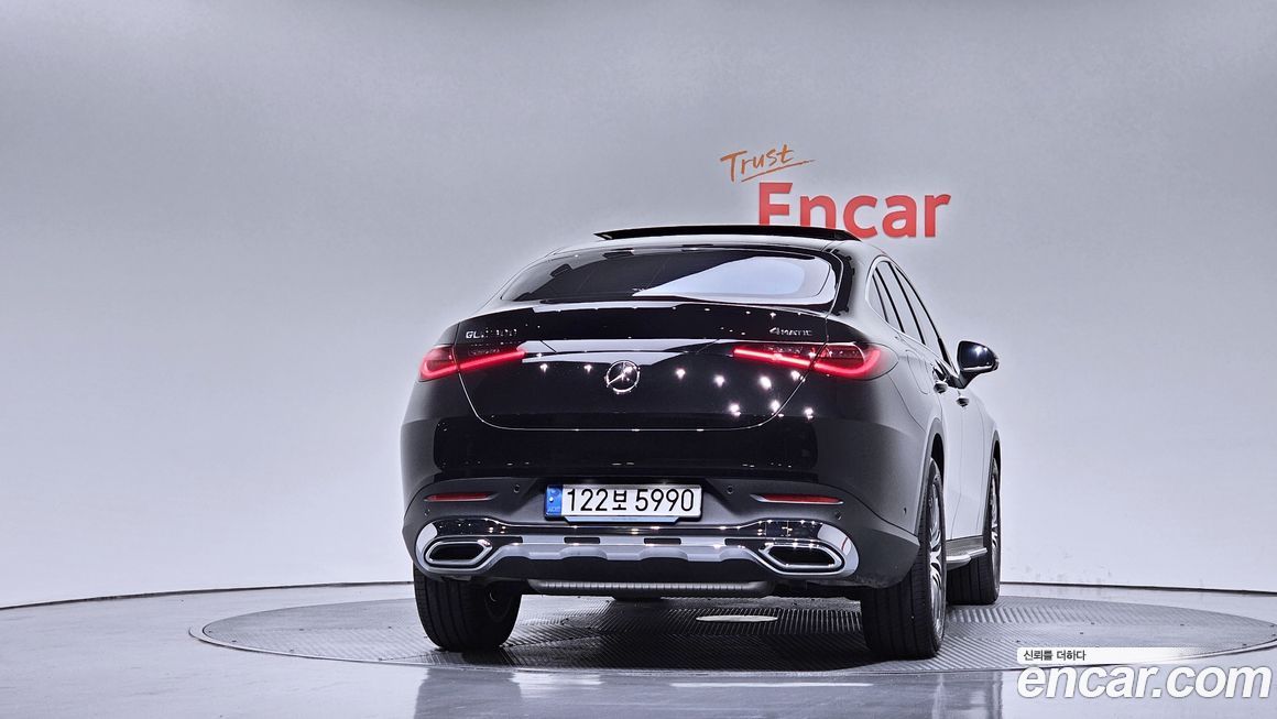 Mercedes-Benz GLC-Class 2025