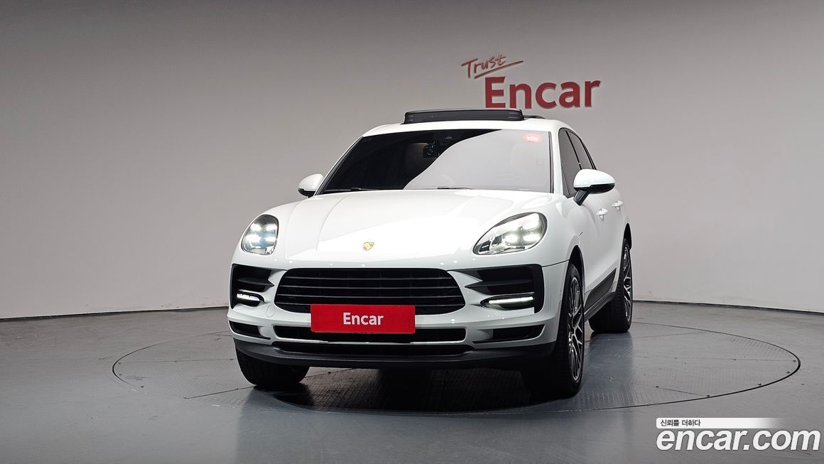 Porsche Macan 2021