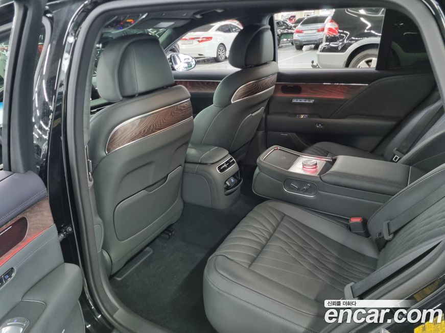 Genesis G90 2023