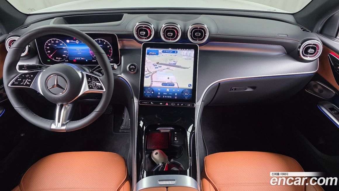 Mercedes-Benz GLC-Class 2025