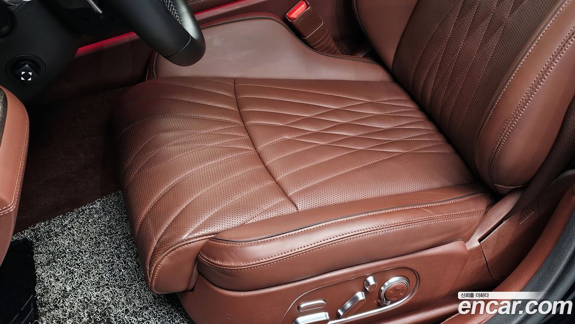 Genesis G90 2023