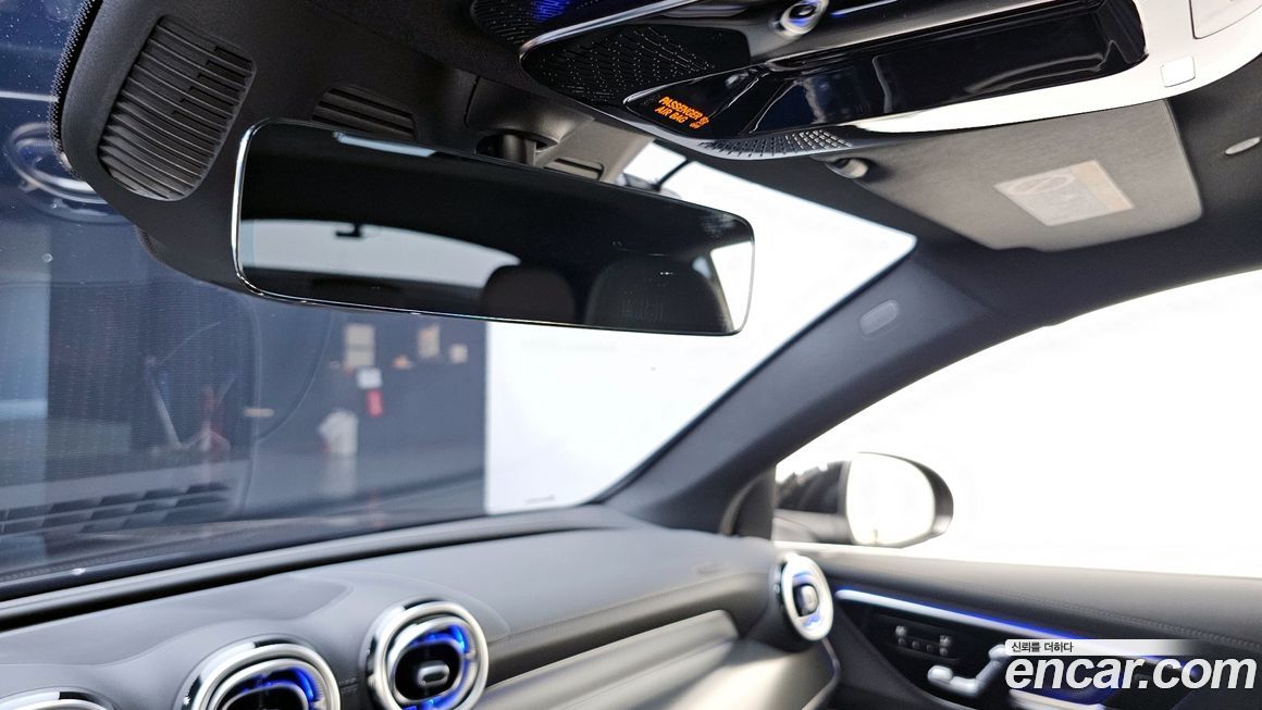 Mercedes-Benz GLC-Class 2025