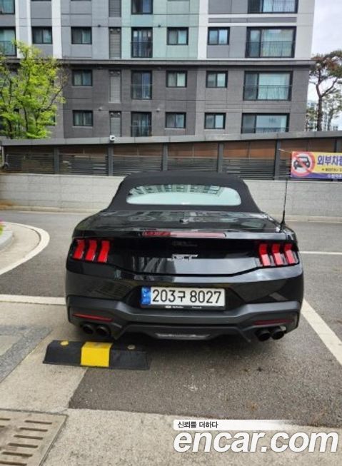 Ford Mustang 2024