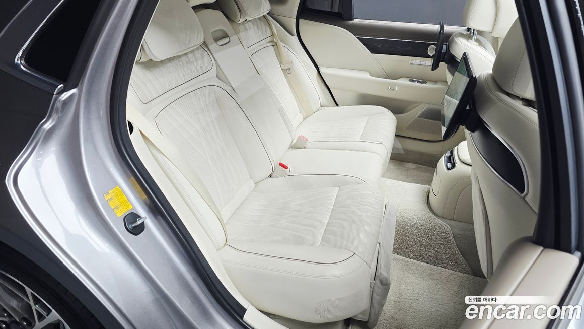 Genesis G90 2025