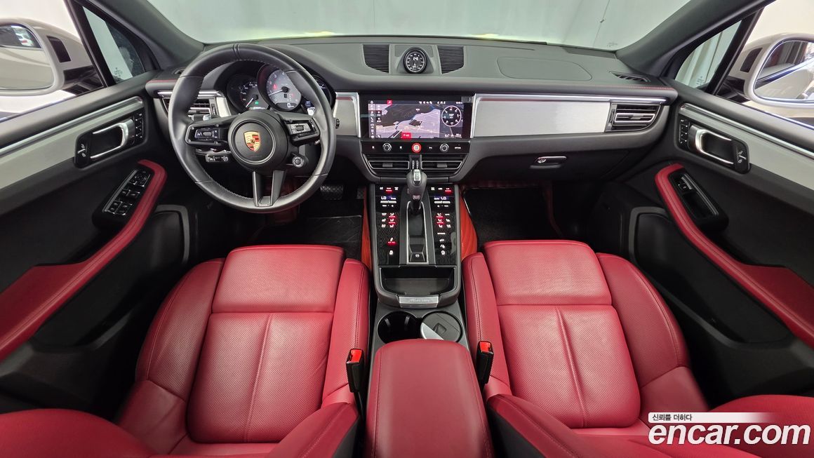 Porsche Macan 2023