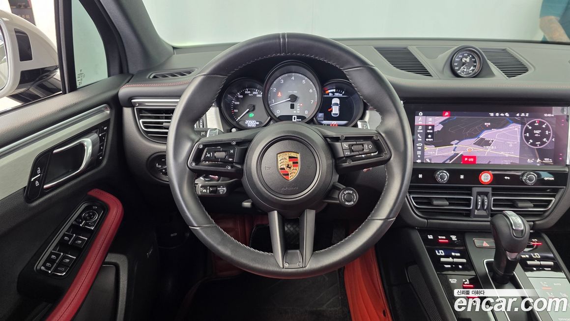 Porsche Macan 2023