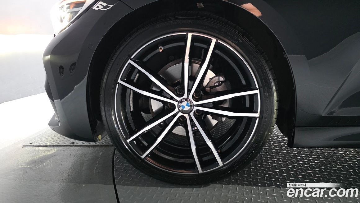 BMW 3-Series 2022