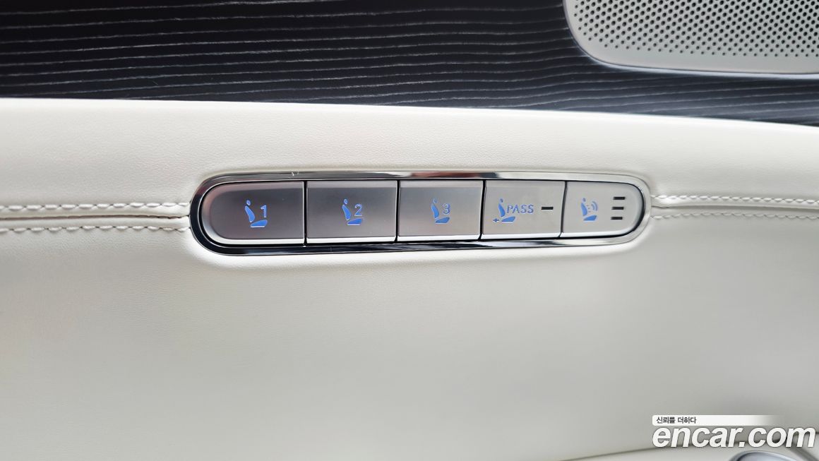 Genesis G90 2025