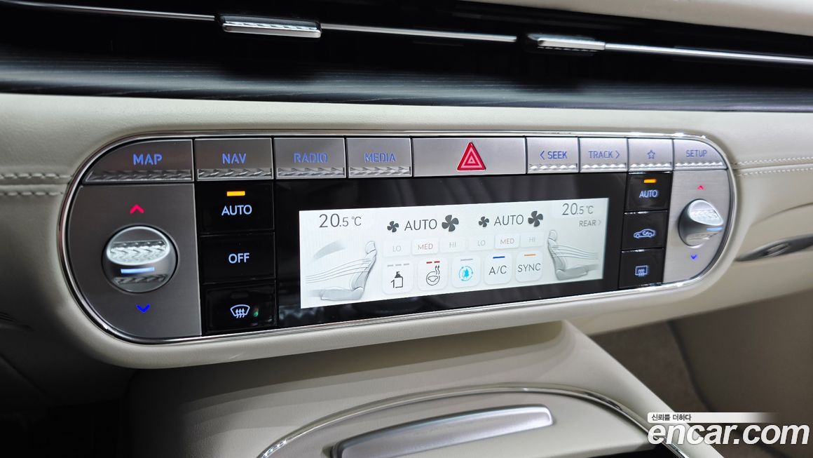 Genesis G90 2025