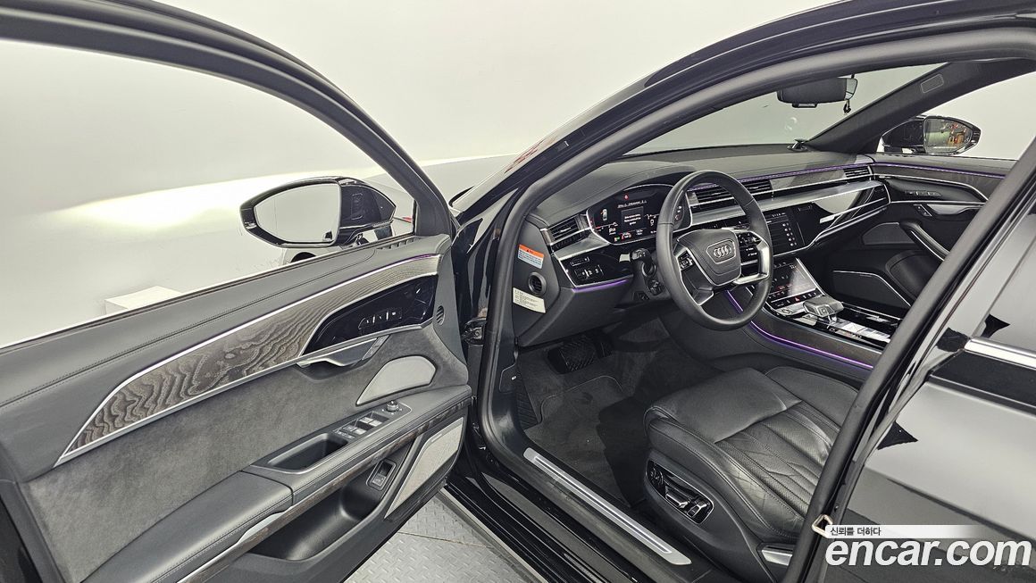 Audi A8 2023
