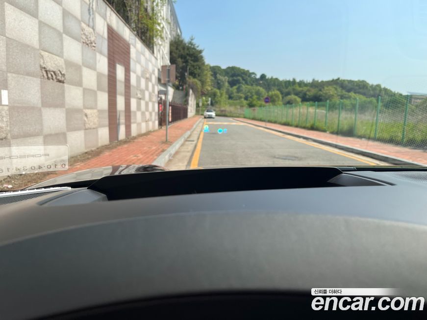 Porsche Macan 2025
