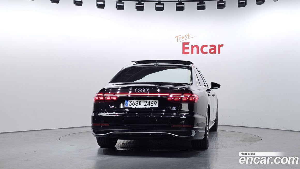 Audi A8 2023