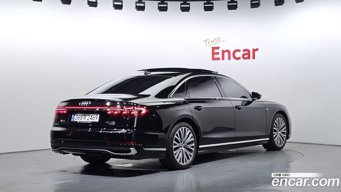 Audi A8 2023
