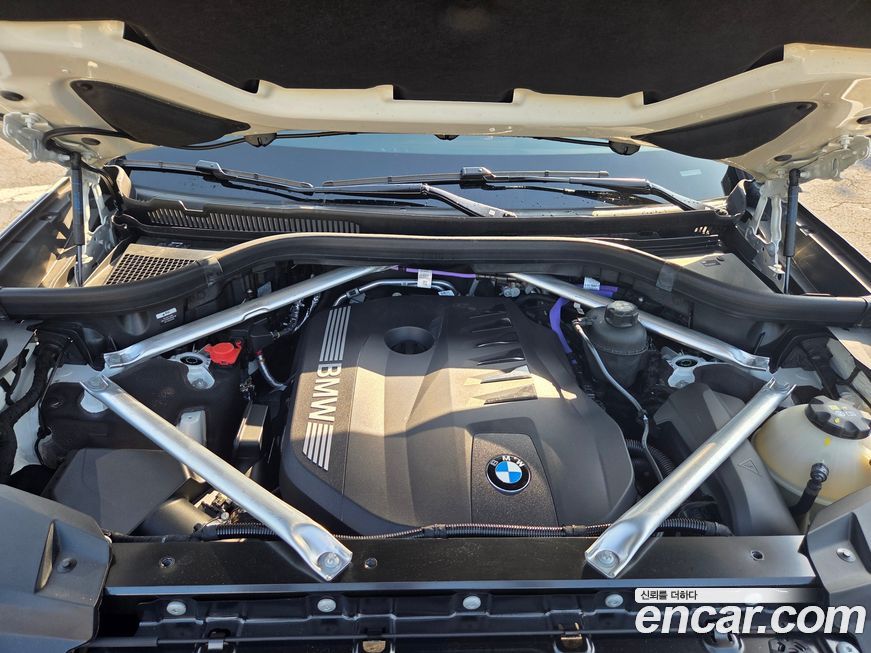 BMW X7 2025