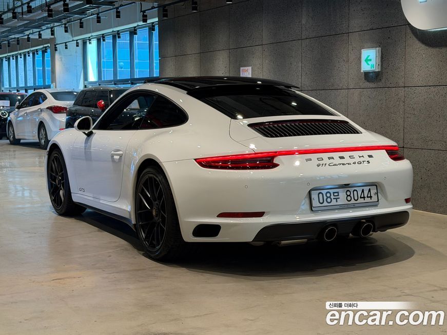 Porsche 911 2017