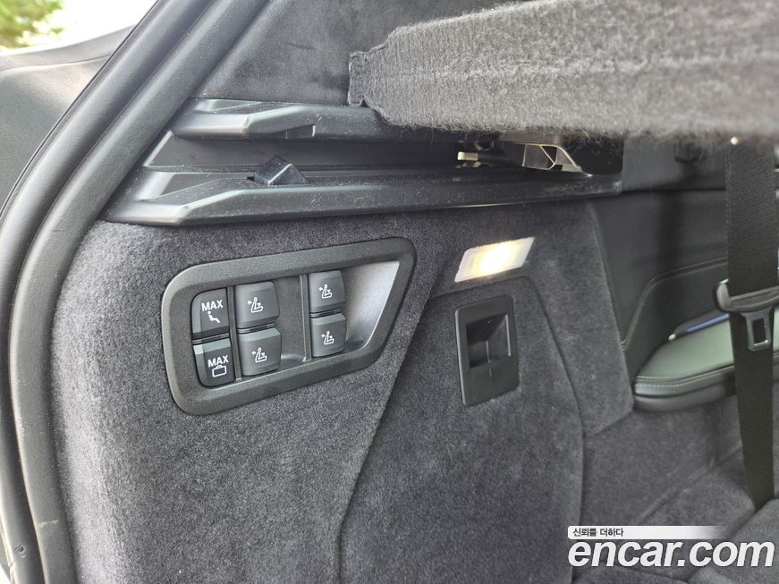 BMW X7 2025