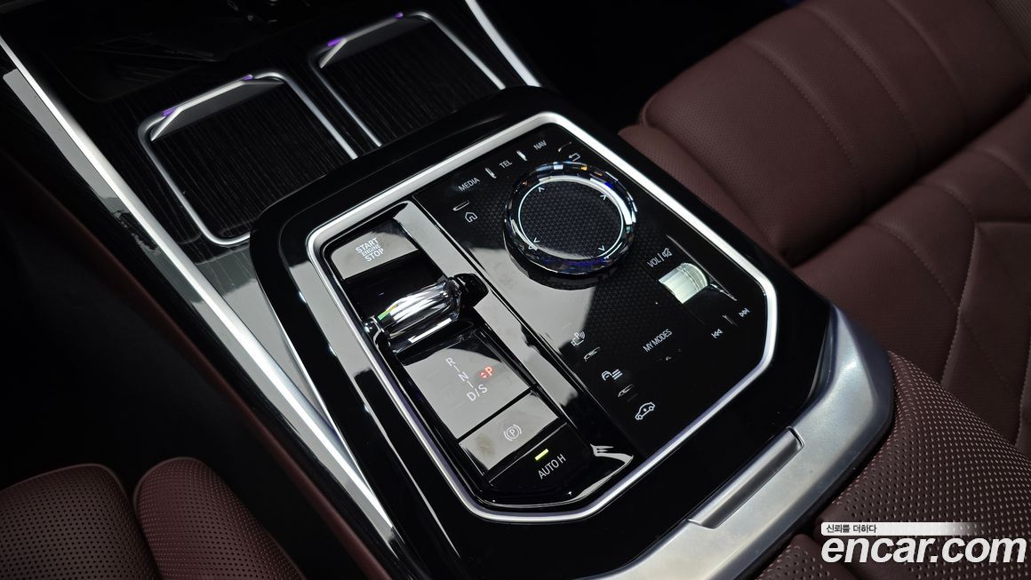 BMW 7-Series 2025