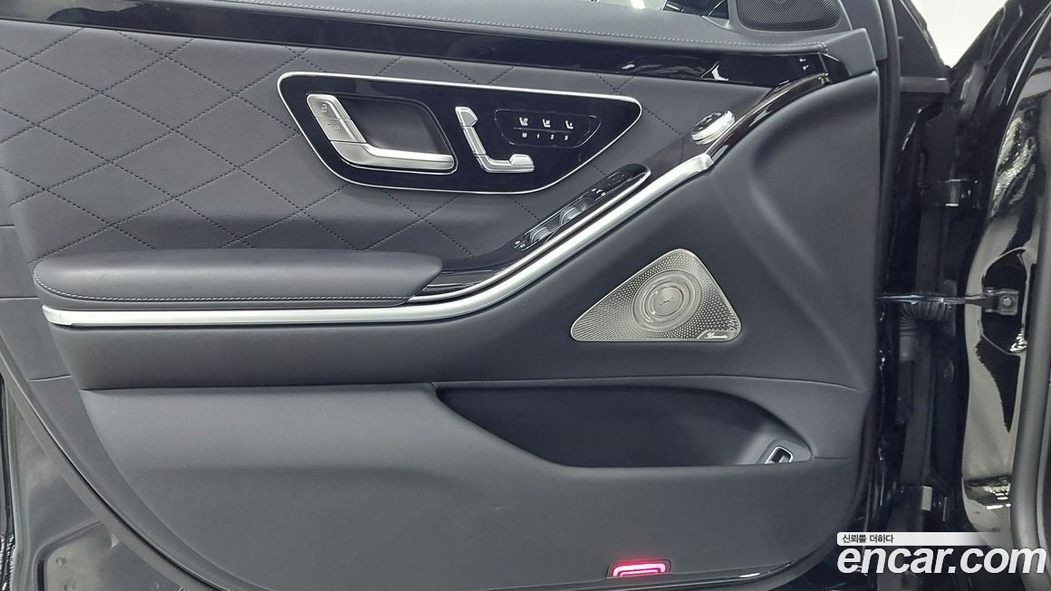 Mercedes-Benz S-Class 2026