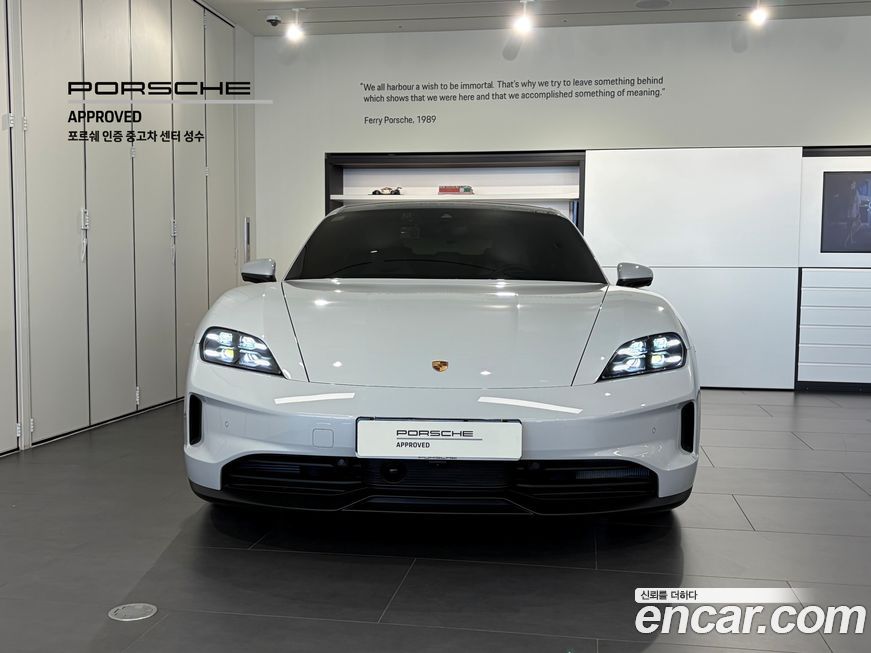 Porsche Taycan 2026