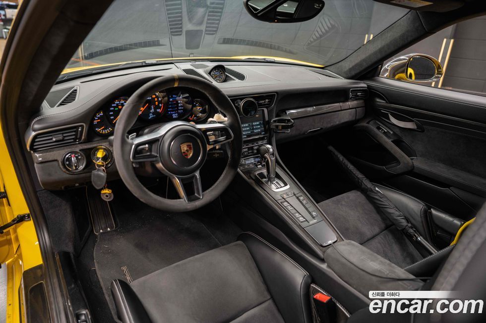 Porsche 911 2016