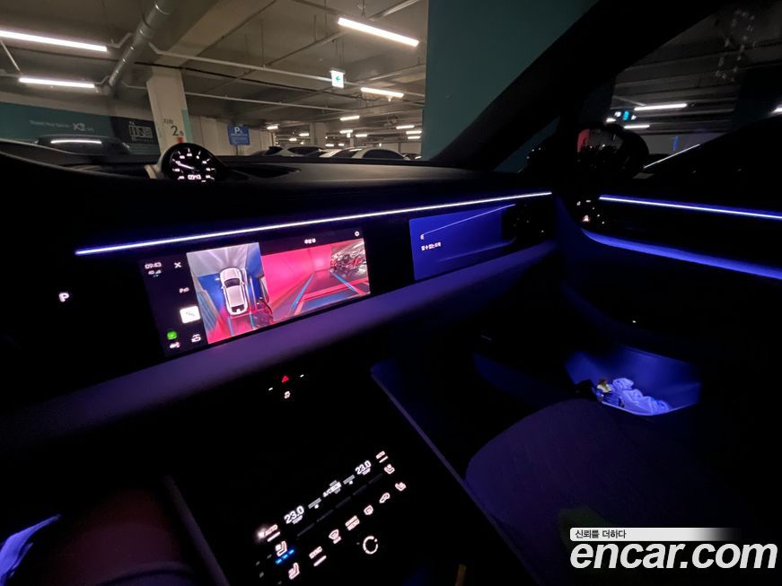 Porsche Macan 2025