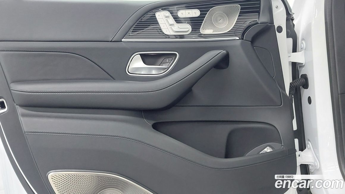 Mercedes-Benz GLS-Class 2025