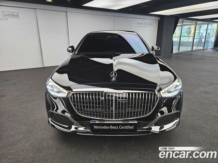 Mercedes-Benz S-Class 2023