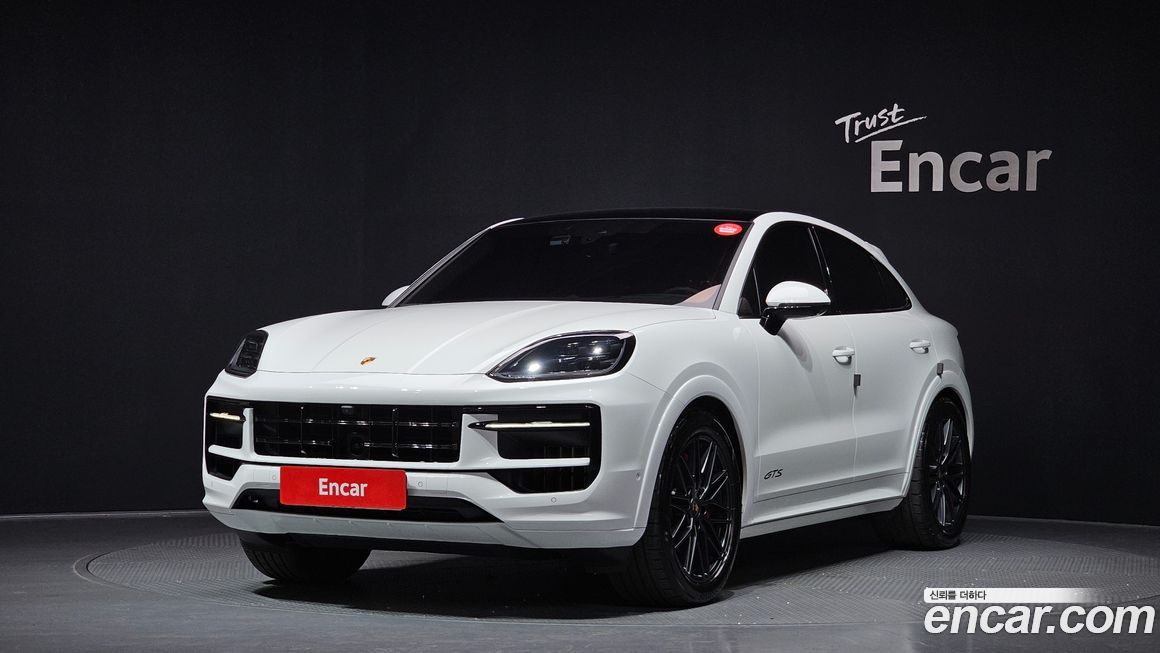 Porsche Cayenne 2025