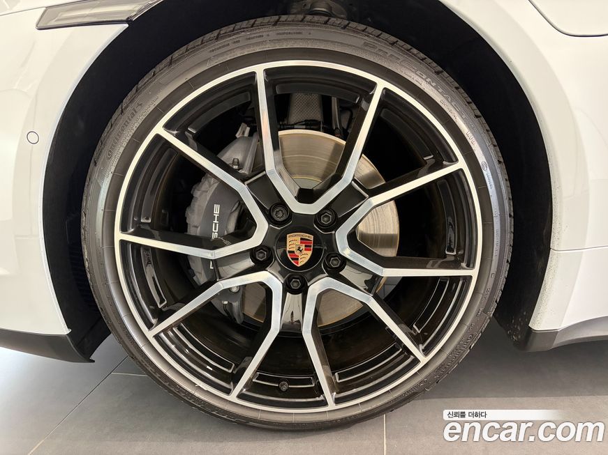 Porsche Taycan 2026