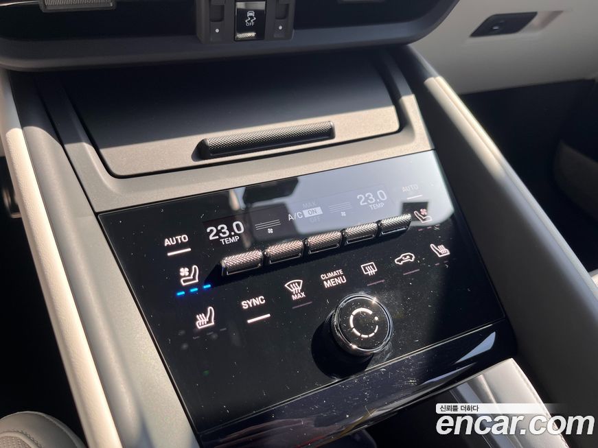 Porsche Macan 2025