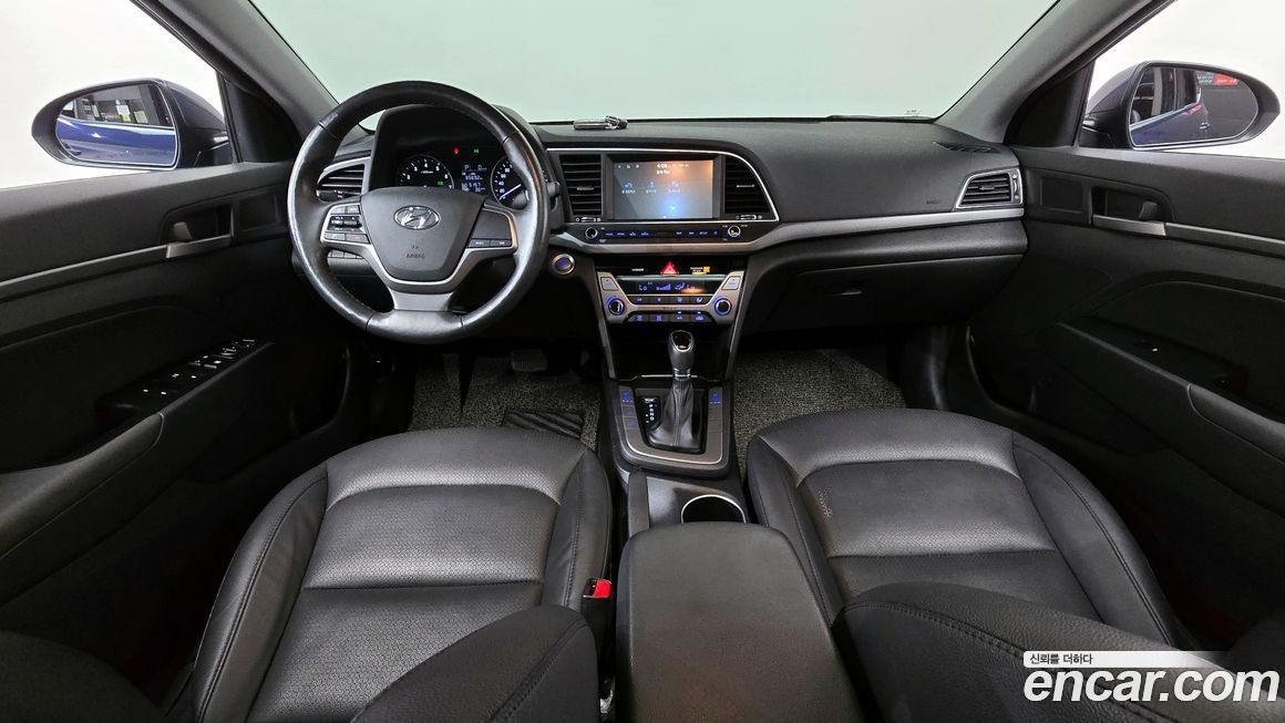 Hyundai AVANTE 2018