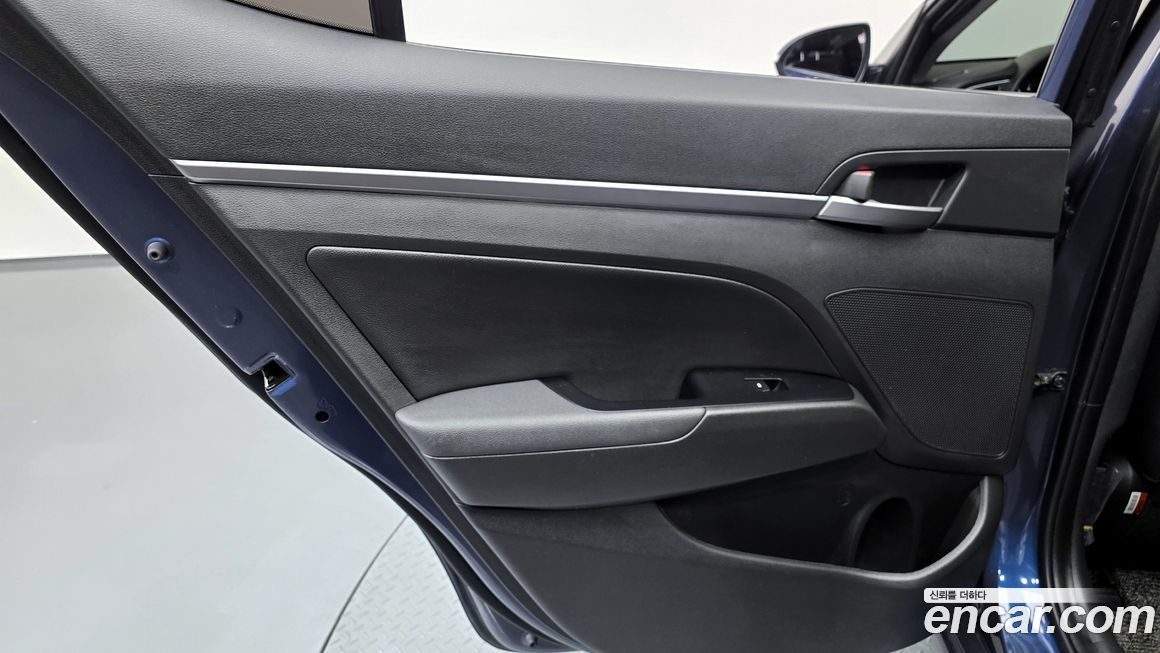 Hyundai AVANTE 2018