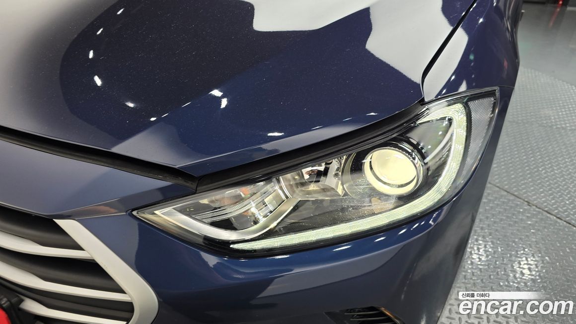 Hyundai AVANTE 2018