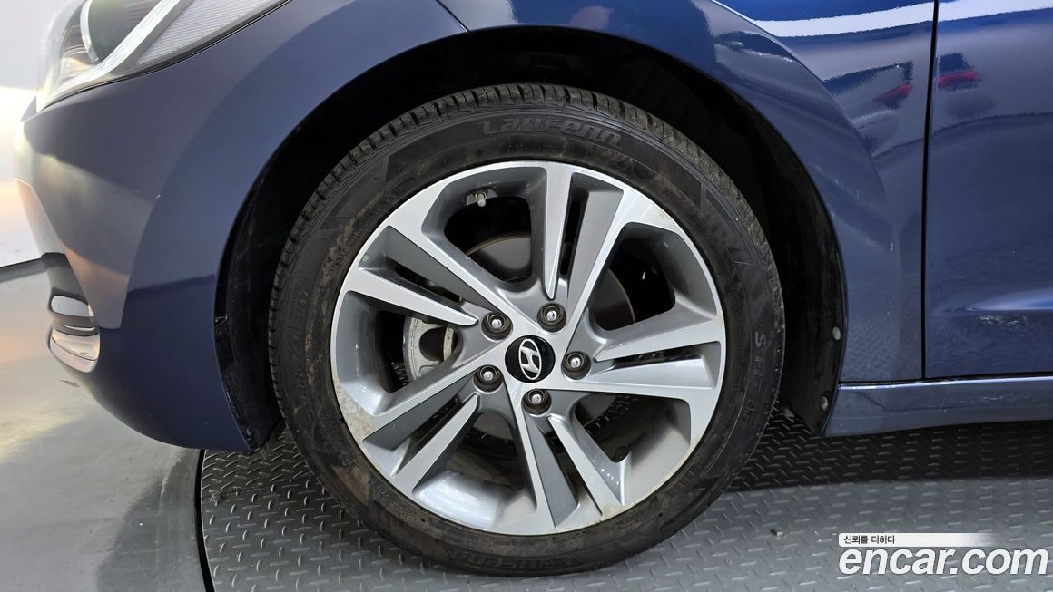 Hyundai AVANTE 2018