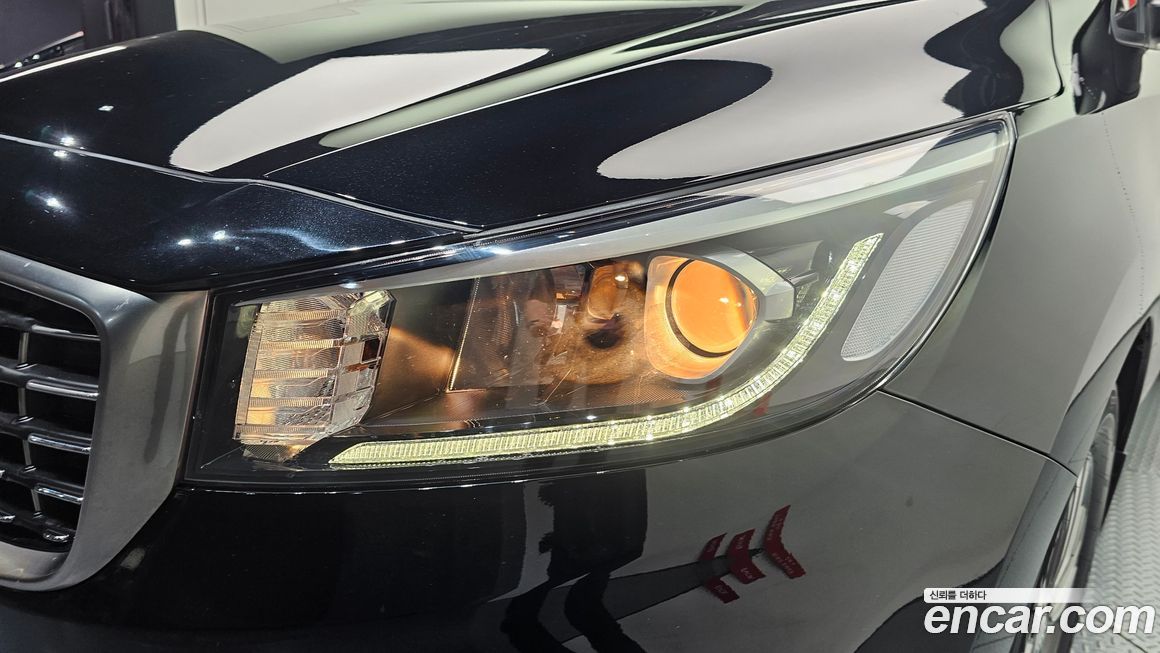 Kia Canival 2019