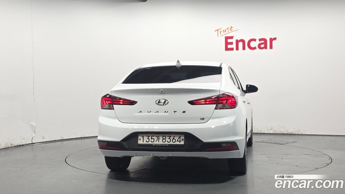 Hyundai AVANTE 2020