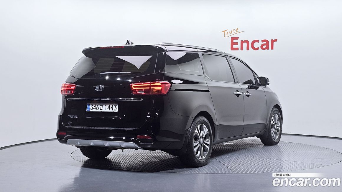 Kia Canival 2019